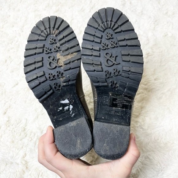 SAM & LIBBY Metallic Faux Leather Block Heel Ankle Booties Women's 6.5 - Picture 5 of 5